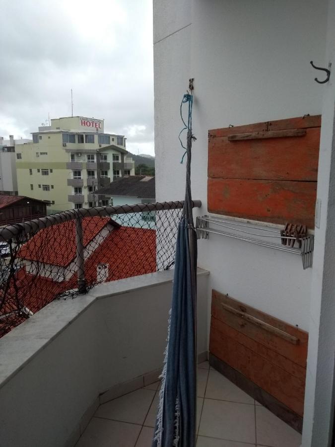 Apto Na Praia De 1 Dormitorio Com Vista Pro Mar A Poucos Passos Da Areia Apartment Florianopolis Luaran gambar